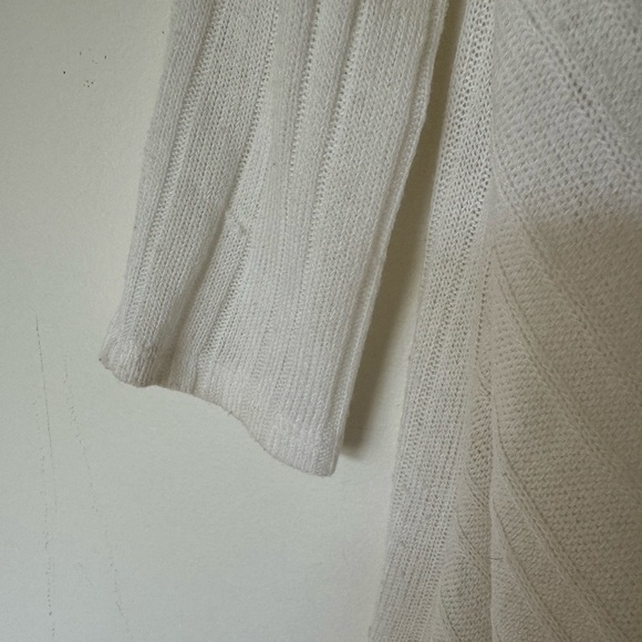 Timing Twist Front Knit Cardigan - Picture 7 of 8